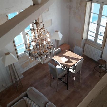 XVIII Century Gem With Magnificent Views Of The Harbour With A Private Garage Διαμέρισμα Saint-Martin-de-Ré Εξωτερικό φωτογραφία