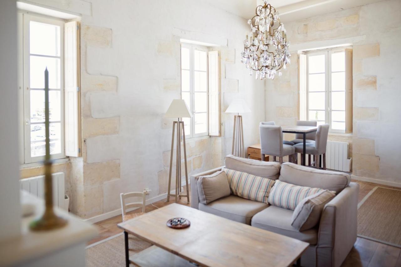 XVIII Century Gem With Magnificent Views Of The Harbour With A Private Garage Διαμέρισμα Saint-Martin-de-Ré Εξωτερικό φωτογραφία