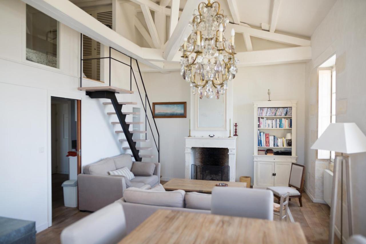 XVIII Century Gem With Magnificent Views Of The Harbour With A Private Garage Διαμέρισμα Saint-Martin-de-Ré Εξωτερικό φωτογραφία