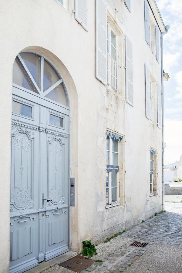 XVIII Century Gem With Magnificent Views Of The Harbour With A Private Garage Διαμέρισμα Saint-Martin-de-Ré Εξωτερικό φωτογραφία