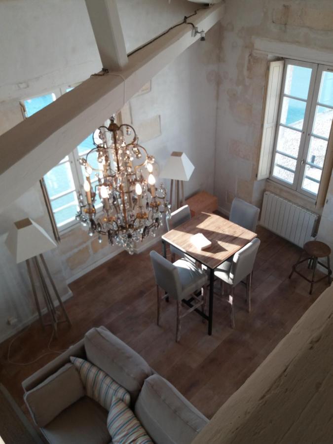 XVIII Century Gem With Magnificent Views Of The Harbour With A Private Garage Διαμέρισμα Saint-Martin-de-Ré Εξωτερικό φωτογραφία
